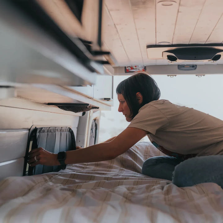 Bunk Window Cover - CRL - AVC RIG