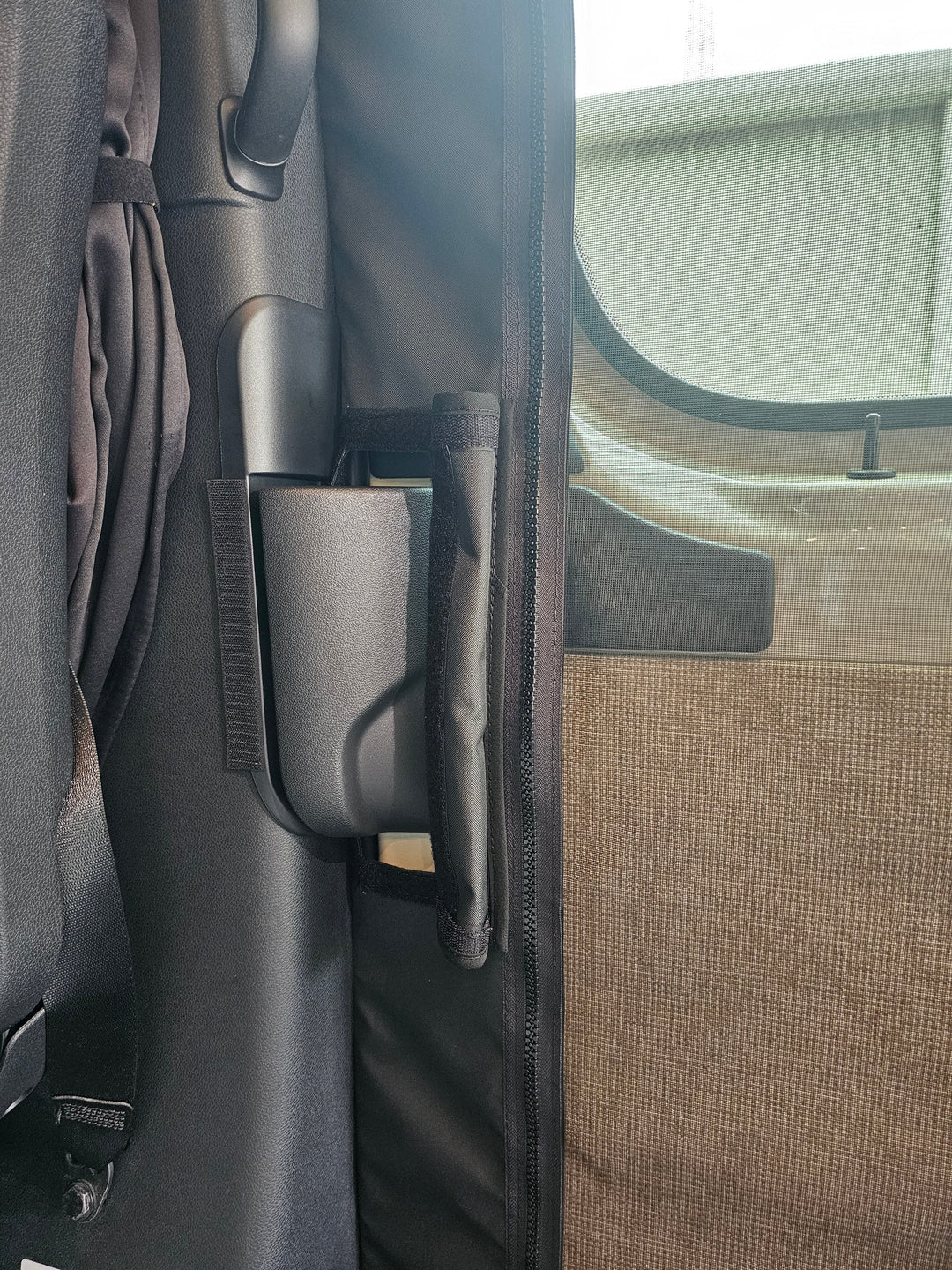 2025+ Mercedes Sprinter Side Sliding Door Insect Screen with New Door Latch