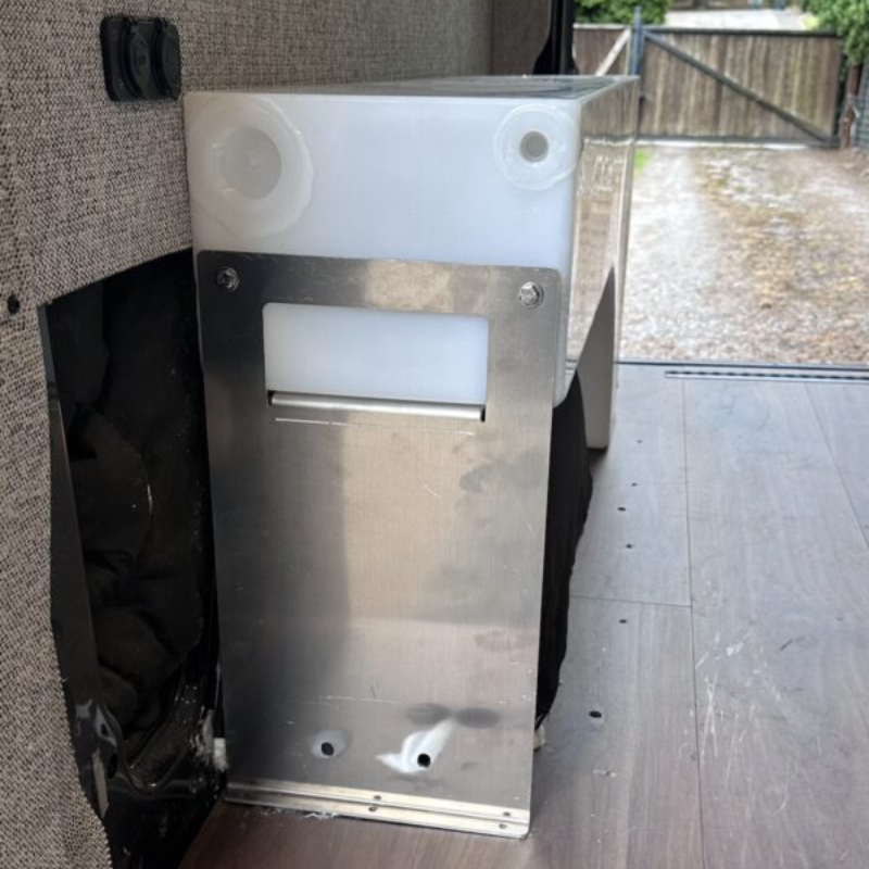 NW Conversions 19 Gallon Slim Dually Wheel Well Water Tank (SP-DU-19)