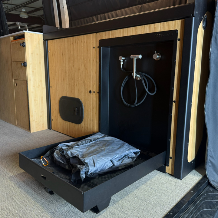 Tetravan Folding Shower 2.1 with Magnetic Curtain