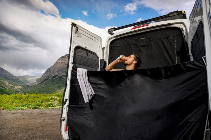 Rear Door Shower Screen - AVC RIG