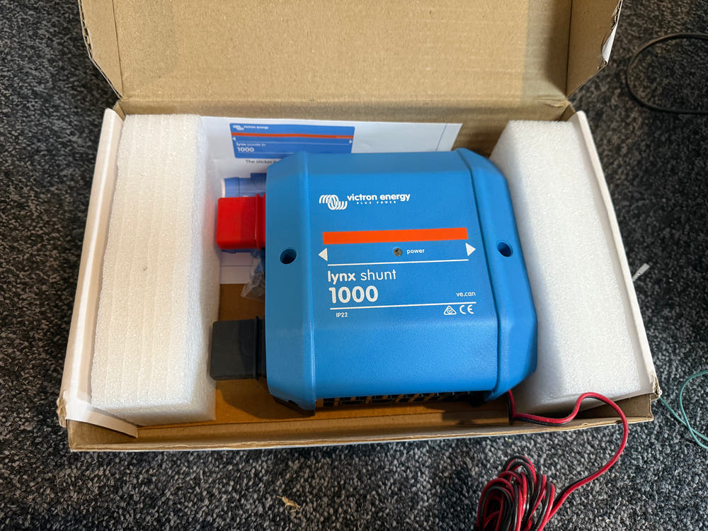 Victron Lynx Smart BMS - AVC RIG