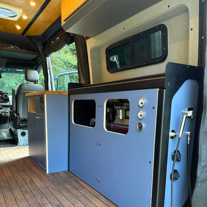 Mercedes Sprinter Front Trim Kit - AVC RIG