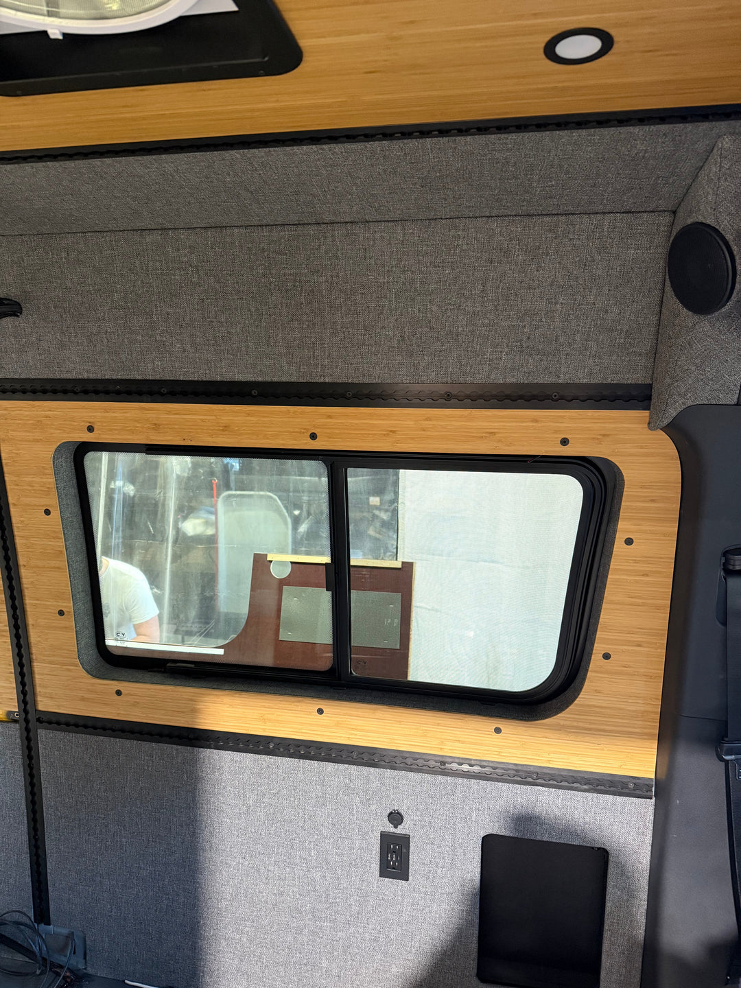 Mercedes Sprinter Universal Driver Mid Trim Ring