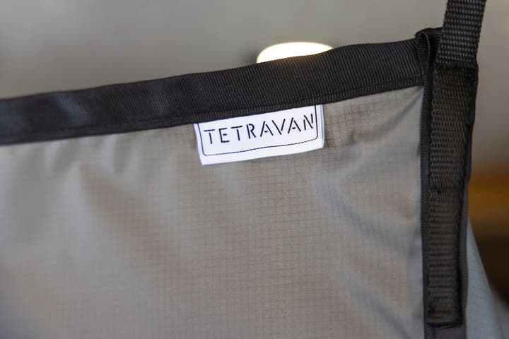 Tetravan Folding Shower 2.1 with Magnetic Curtain - AVC RIG