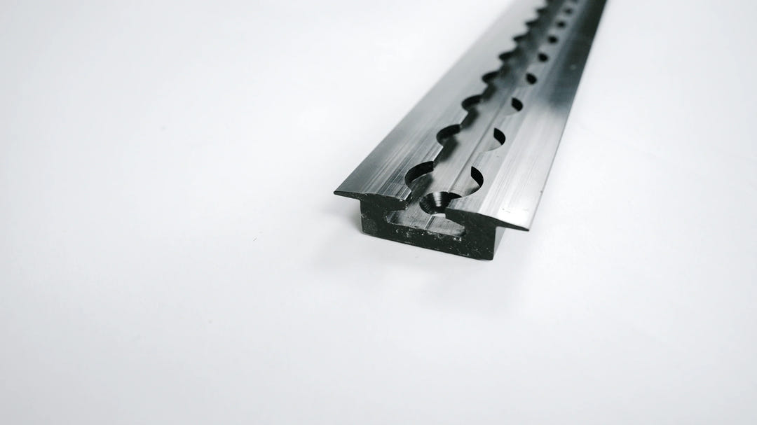 AVC RIG Floor L-Track - AVC RIG